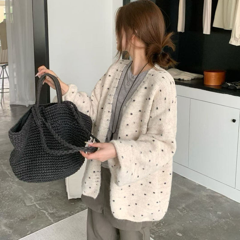 Polka-Dot Sweater Jacket for Women, Mid-Length, Lazy Style, Loose, Soft and Gentle, Autumn Lantern Sleeve Knitted Cardigan Polka-Dot Sweater Jacket for Women, Mid-Length, Lazy Style, Loose, Soft and Gentle, Autumn Lantern Sleeve Knitted Cardigan
