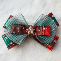 Снежинка маленькая зеленая пряжа сетки