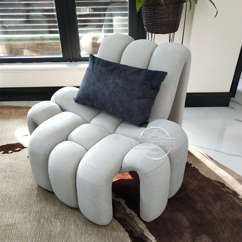 Nordic creative designer alien spider chair curved pipe line single sofa hotel model room personality leisure chair
