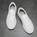 Белая обувь на платформе, спортивная мужская повседневная обувь для отдыха, кроссовки, коллекция 2023, из натуральной кожи