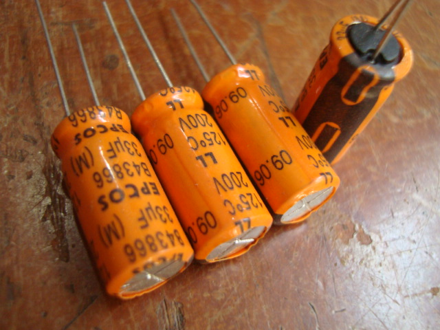 Siemens EPCOS Orange 125 degrees LL 200V 33UF Fever electrolytic capacitor volume 10*21