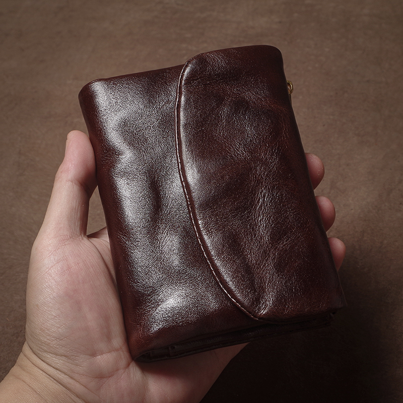 Vintage Vegetable-Tanned Leather Short Wallet for Men and Women, Multi-Card Slots, Genuine Leather Wallet, Large Capacity, Driver's License, Vehicle Registration, Coin Purse Vintage Vegetable-Tanned Leather Short Wallet for Men and Women, Multi-Card Slots, Genuine Leather Wallet, Large Capacity, Driver's License, Vehicle Registration, Coin Purse