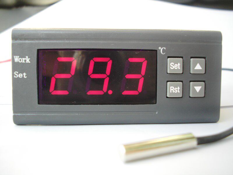 Temperature controller for electronic temperature controller breeding temperature-controlled switch WH7016C