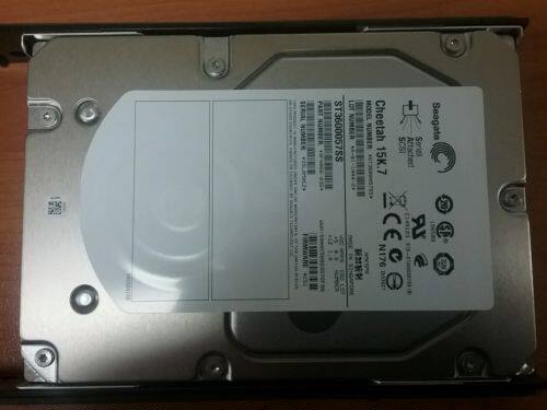 HDS 3276138-D AMS2100 2300 2500 AKH600 600 600GB 15K SAS