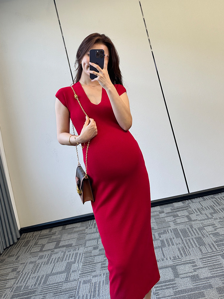 UMI MATERNITY AUTUMN NEW FRENCH RETRO RED DRESS NICHE STUNNING TEMPERAMENT FLYING SLEEVE LONG DRESS