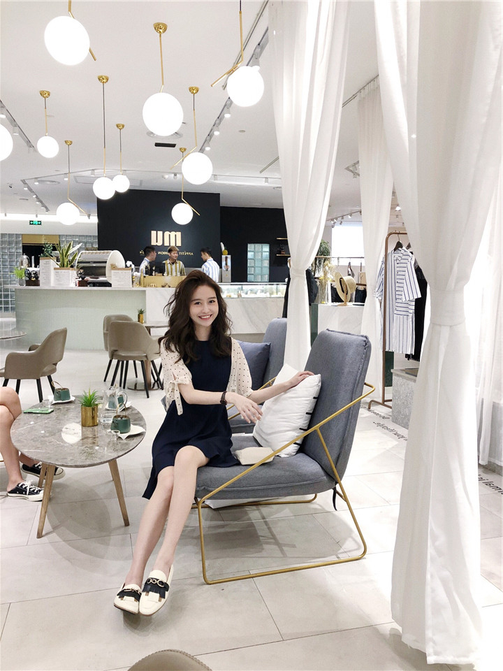 VK旗艦店 韓系復古波點拼接純色繫帶短袖洋裝