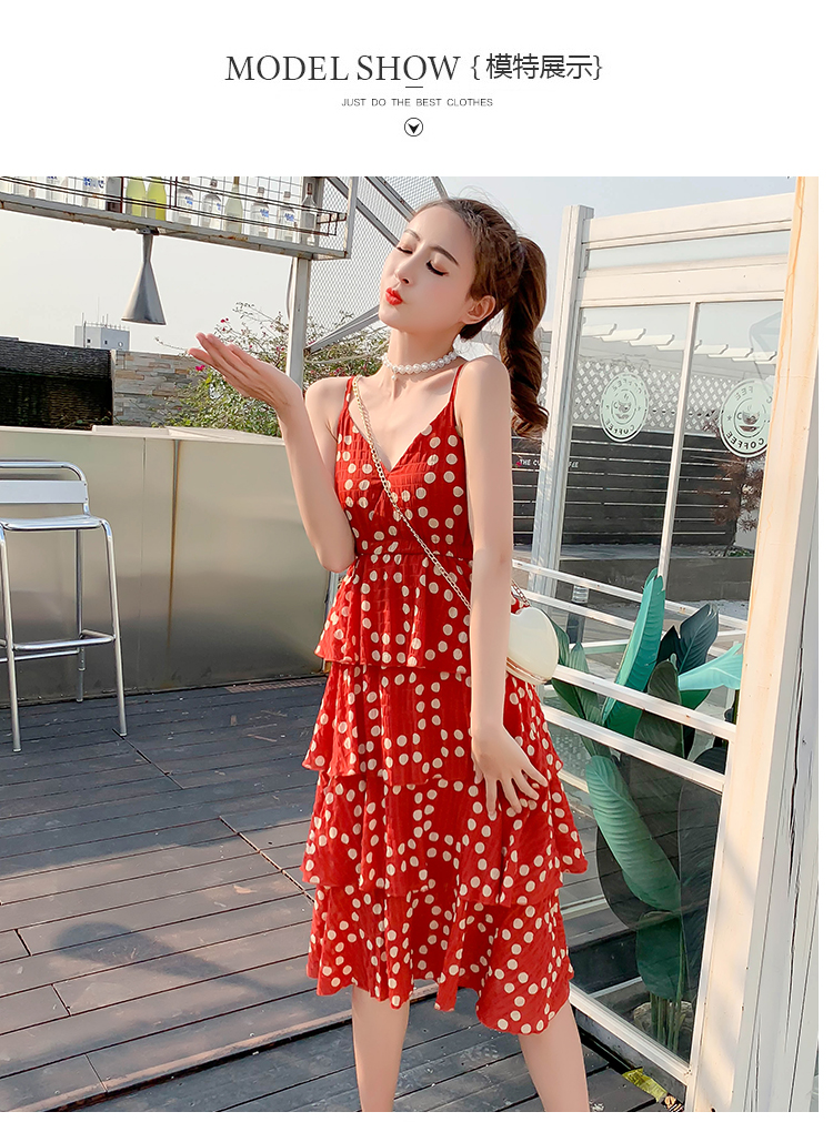 DABI 韓國風名媛細肩帶波點蛋糕v領時尚無袖洋裝 DABI 韓國風名媛細肩帶波點蛋糕v領時尚無袖洋裝