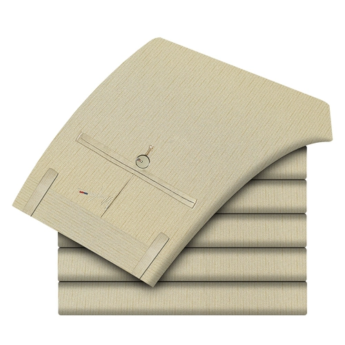 Светлые летние тонкие желтые штаны, облегающий крой