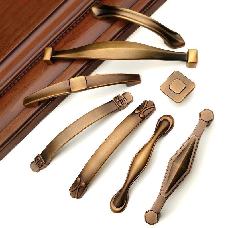 New product European style yellow bronze cabinet door handle American style wardrobe furniture drawer coffee ancient new Chinese style small handle