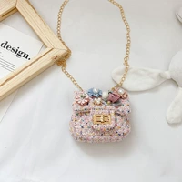 Юань Низи маленькая розовая сосна