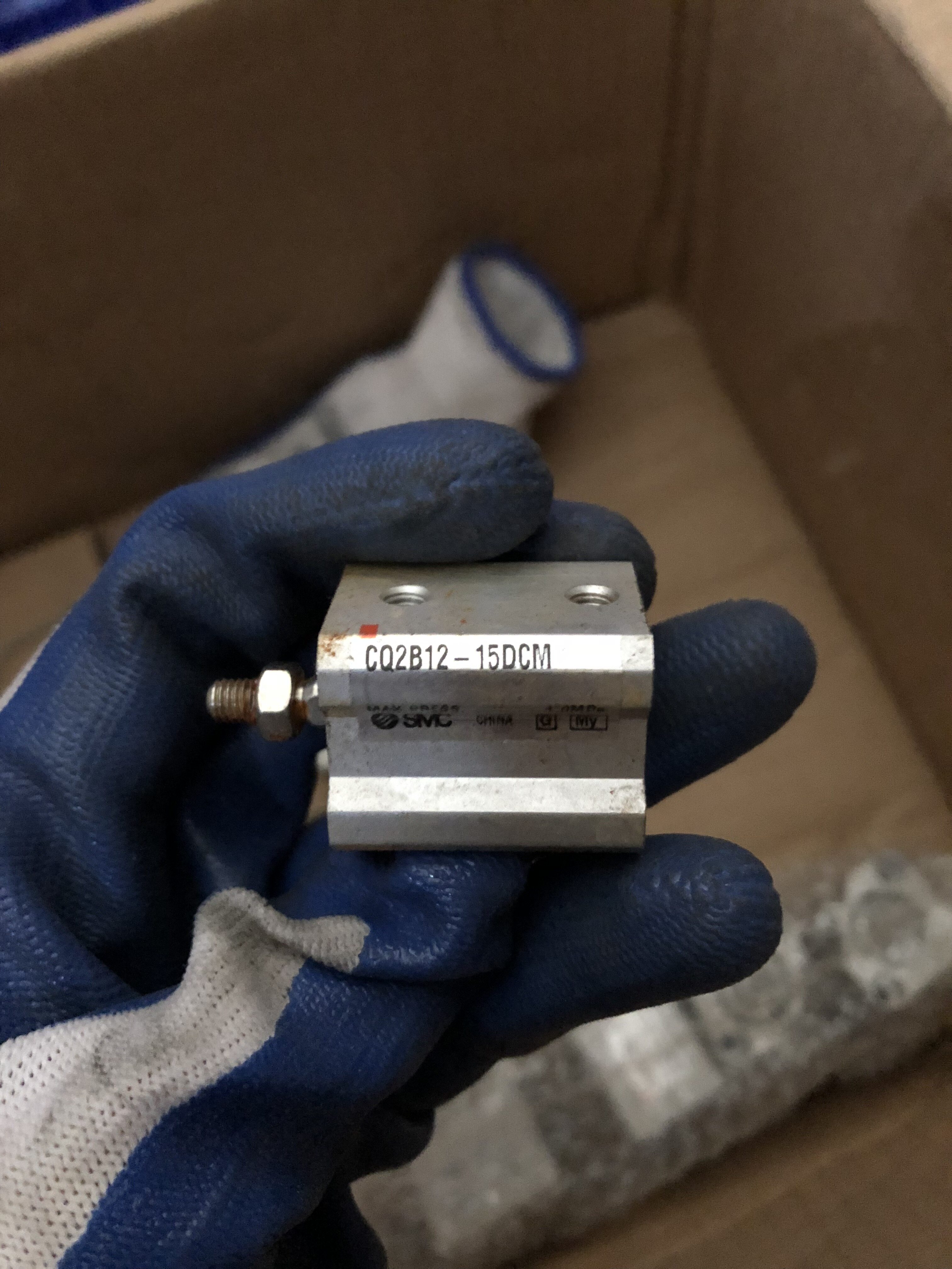 Box 19 Original disassembly machine SMC micro pneumatic slide CQ2B12-15DCM