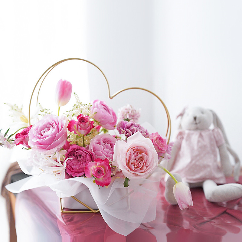 In Nordic Simple Iron Geometric Flower Desktop Flower Basket Flower Bullet Fittings Flower Material