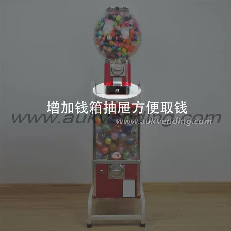 Automatic bouncy ball, capsule toy