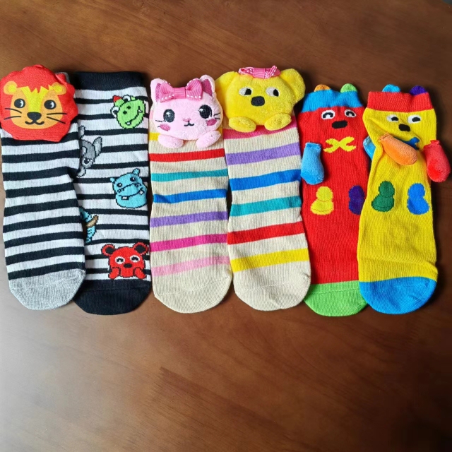 Boys and Girls Baby Children's Pure Cotton Socks, All-Season Style, Cat and Lion 3D Design, Trendy Brand, Mid-Calf Socks