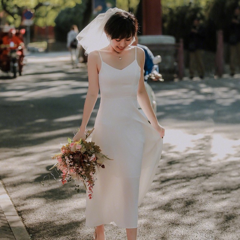 Light wedding dress minimalist French style ultra-fairy satin-style Lean Zen retro Everyday Brigade Pat Harnesses Small Dresses Spring