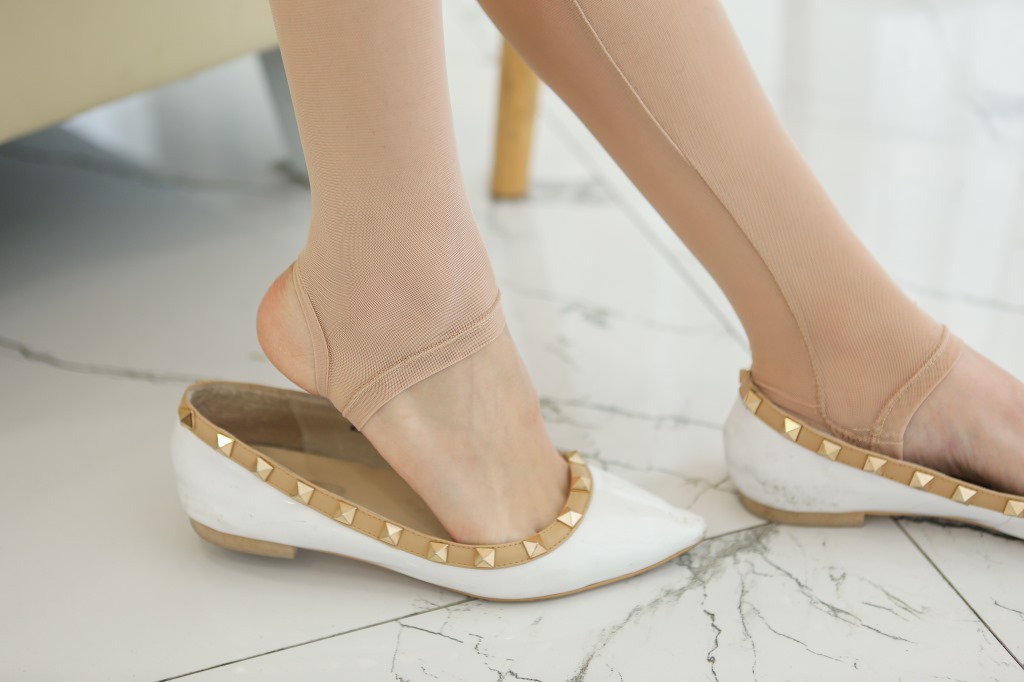 [Đặc biệt hàng ngày] mùa hè phần mỏng cộng với phân bón để tăng lưới pantyhose chống móc chất béo MM gạc xà cạp phụ nữ quần tất nữ liền thân