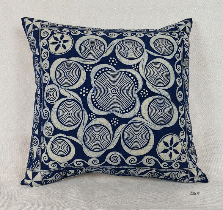 Guizhou Danzhou Hmong Wax Dyeing Pillow Relying on Pillow-Related Pillow Set Customized Non-Extinct Text Products