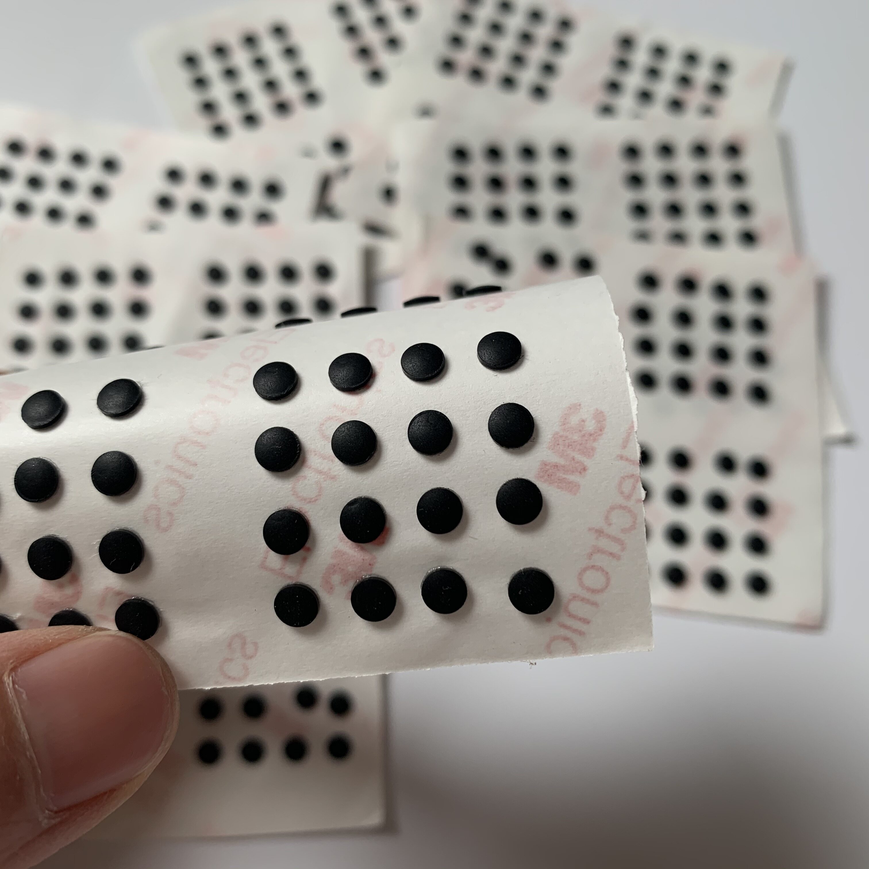 3M Backgum Electronics Small Abacus Footbed Anti-Slip Anti-Collision Glue Cushion Black Silicone Grain 4mm * 1mm 1 grain-Taobao