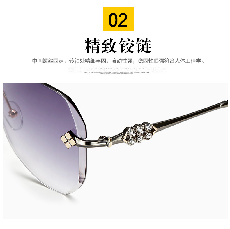 Màu đỏ ròng với cùng kính râm nữ phiên bản Hàn Quốc của phong cách retro phong cách Harajuku 2018 mặt dài khuôn mặt lớn chụp hình ngôi sao kính râm kính mắt thời trang