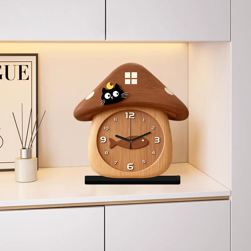 Mushroom Clock Cartoon Living Room Creative Clock Bedroom Bedside 2025 New Silent Home Clock Table Clock