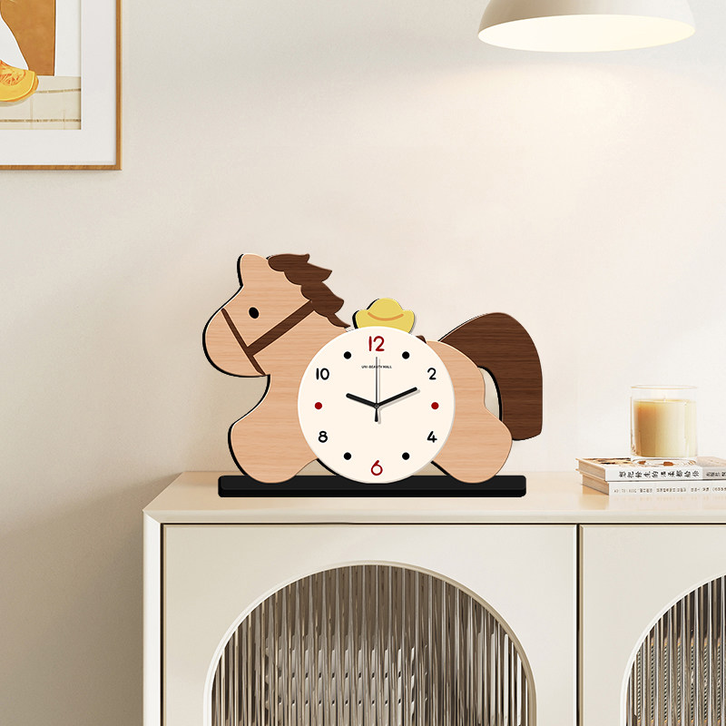 Cute Pony-Shaped Desk Clock Wooden Tabletop Clock Creative Ornament Decorative Pendulum Clock 2026 New Model Table Clock