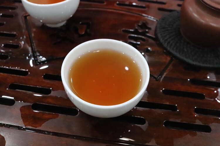 Бумага собственн-уплотнения мешков 陈年老六安茶 2000年孙义顺六安茶 黑茶 高山茶料韵长回甘好500克 OTHER