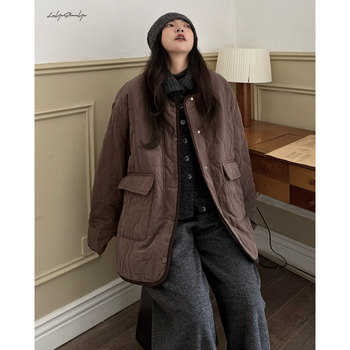 Oversized cotton-padded jacket with large pockets on both sides Oversized cotton-padded jacket with large pockets on both sides