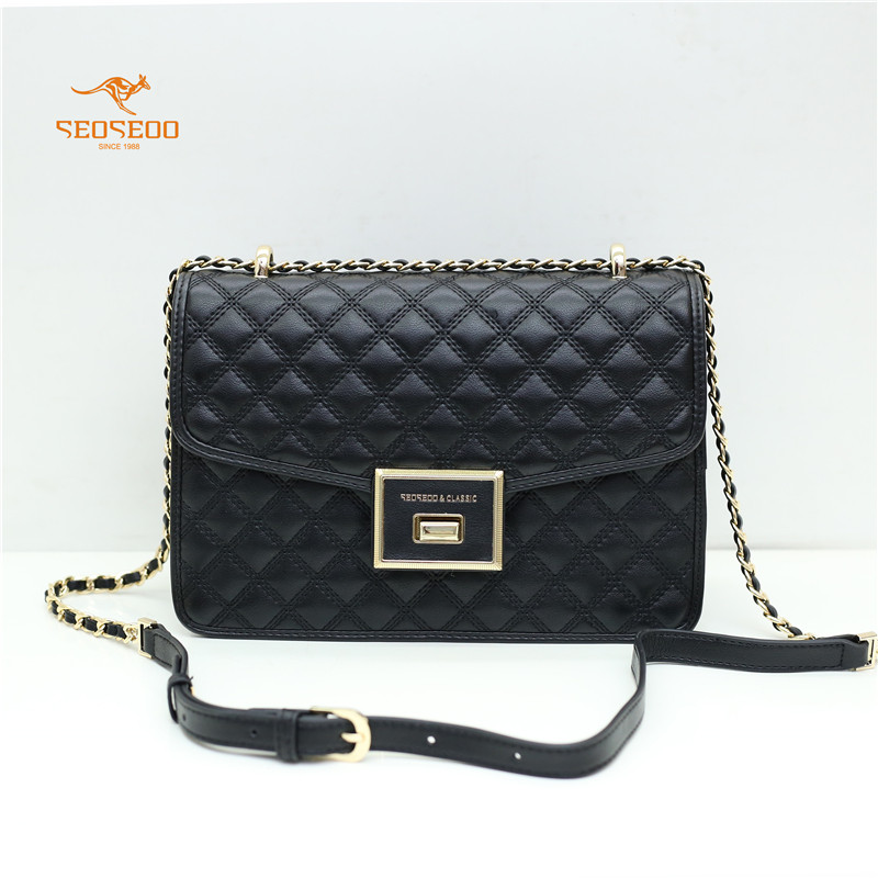 SEOSEOO South Oak Kangaroo Woman Bag New Single Shoulder Slipper Bag Youth Soft Bread 790421