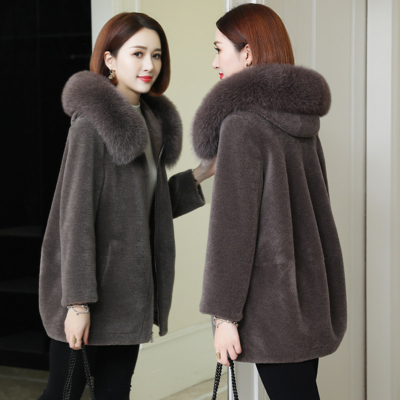 zqqz sheep cut velvet big coat woman medium long version fox fur collar 2020 new grain wool leather straw jacket 1932