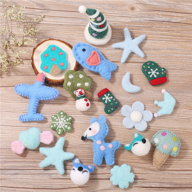 Single price blue-green Christmas tree decoration small pendant material pure wool felt handmade garland diy floral accessories