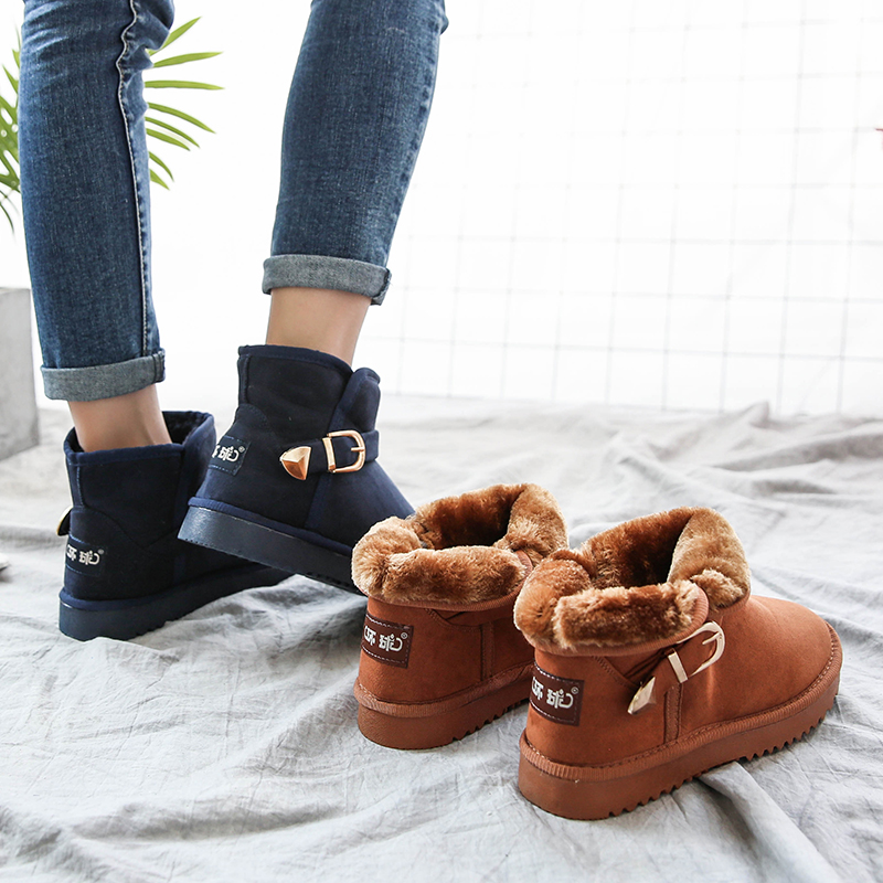 Universal Snowy Boots Female Winter Students 100 Hitch Short Boots 2020 New Korean Version Short Silo Plus Suede Thickened Warm Cotton Shoe Tide