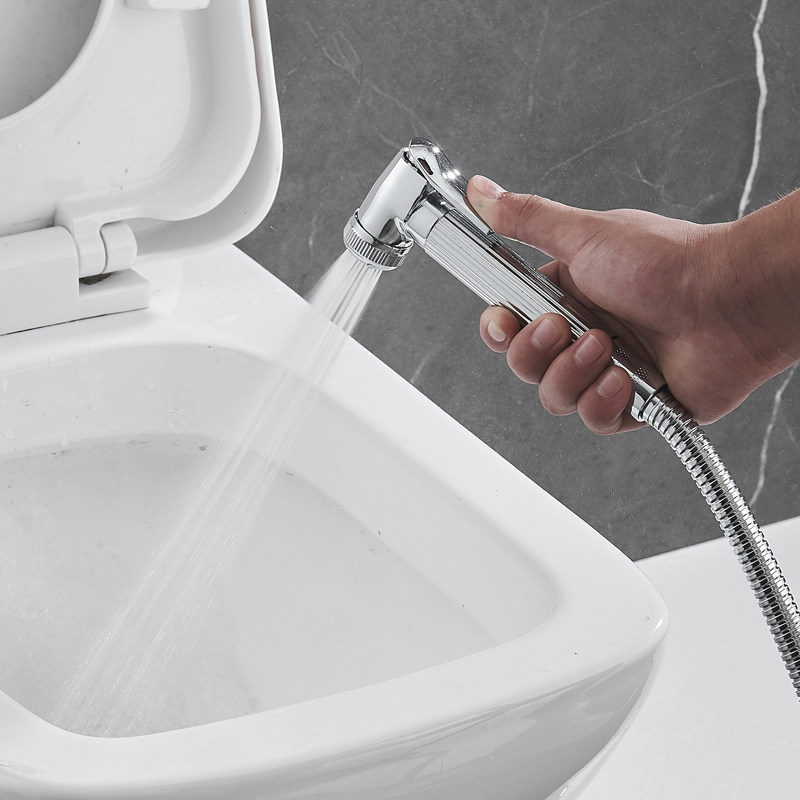 Brass Toilet Spray Gun Tap Woman Wash Shower Nozzle Toilet Makeup Room Mate Flushing Cleaner Household High Pressure Boost