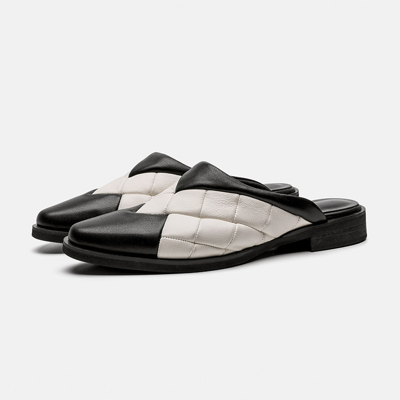 Original design 2022 new summer toe slippers women's outer wear leather black and white diamond-shaped paneling mule half drag