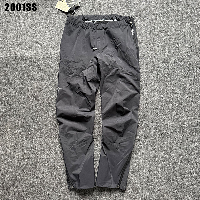 Arcteryx Beta Pant Hardshell Pants Are Windproof and Rainproof for Skiing and Snow Mountains