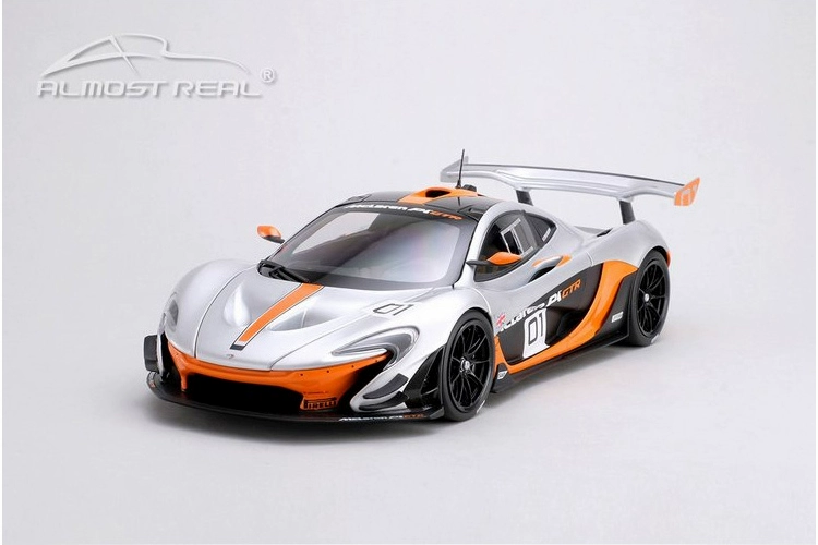 Mô hình siêu xe hợp kim AR gần như thực 1:18 McLaren P1 GTR # Pebble Beach - Chế độ tĩnh