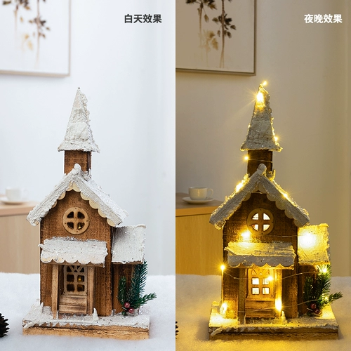 Рождественские декоративные деревянные дома светящиеся творческие украшения, чтобы сфотографироваться на фоне настенных магазинов, магазин, магазин, окна, домашнее платье сцены, платье