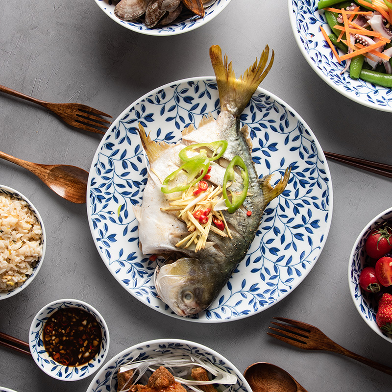 Japanese household food dish dehua white porcelain tableware platter maple ceramic bowl fish disk to use steak dishes dishes