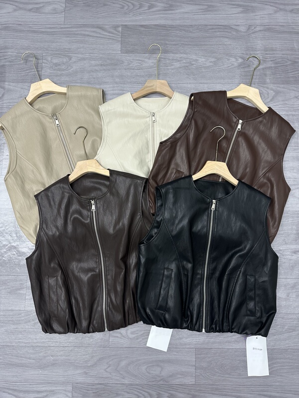 Soft Leather Vest for Women, 2026 Autumn New Style, Round Neck, Sleeveless Leather Jacket, Loose Casual Waistcoat, Trendy Soft Leather Vest for Women, 2026 Autumn New Style, Round Neck, Sleeveless Leather Jacket, Loose Casual Waistcoat, Trendy