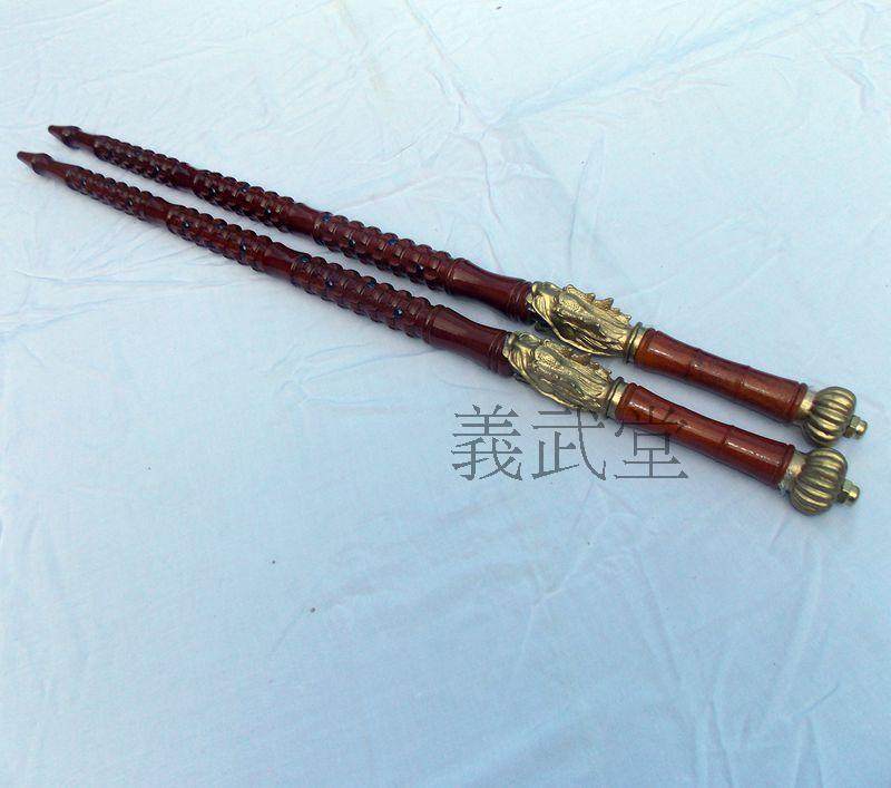 Martial arts Solid dragon wooden whip Double whip Double mace fight god