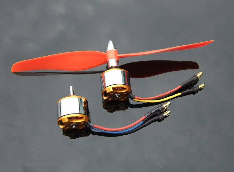 Бесколлекторный мотор A2212 1400KV для авиамоделей