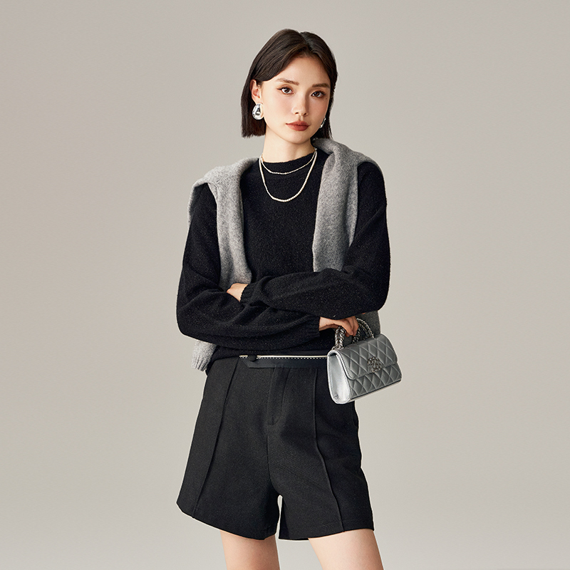Weixiaer Sheep Wool Black Sweater Women's Round Neck Pullover Loose Lazy Style Autumn and Winter Wool Knitted Bottoming Shirt
