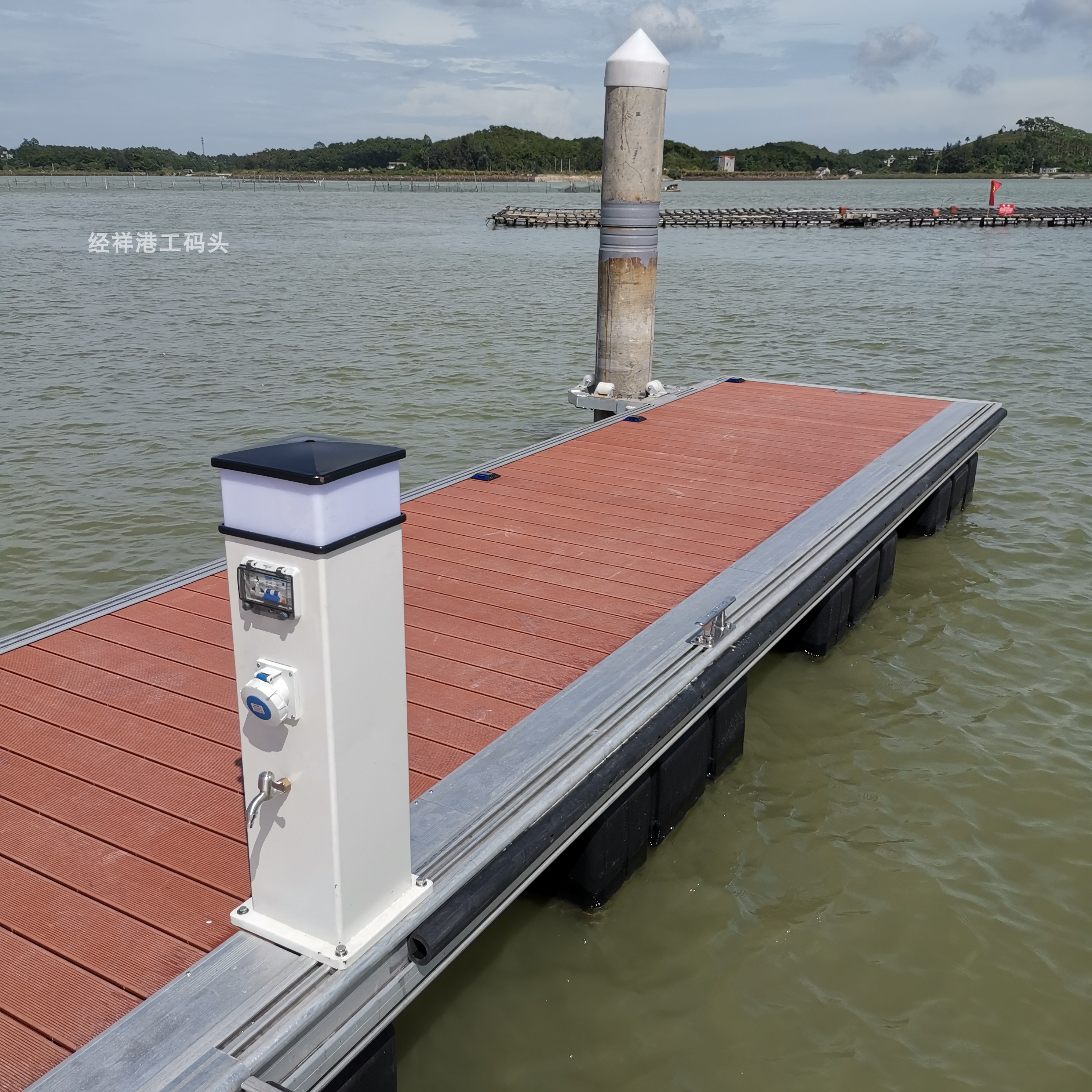 Steel structure wooden pontoon water floating dock marine yacht dock berth hydroelectric box approach bridge pontoon railing