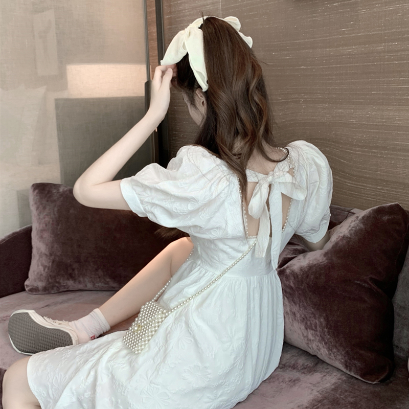 2022 Summer gentle Wind dress French style retro square with back Hepburn Salt Design Sense A dresses