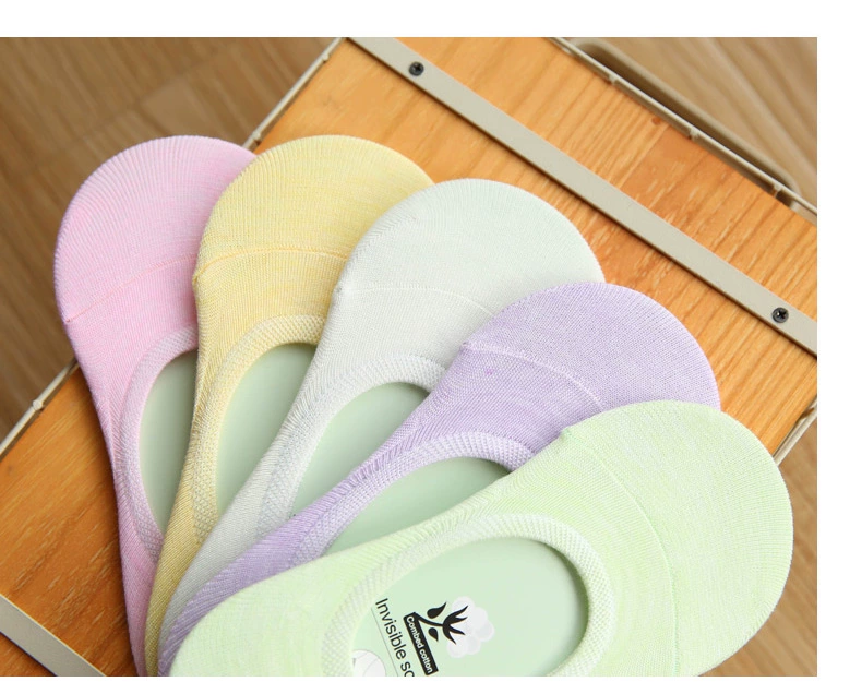 Thuyền vớ nữ cotton nông miệng vớ chân vô hình siêu mỏng mùa hè silicone non-slip vớ trắng vớ bộ