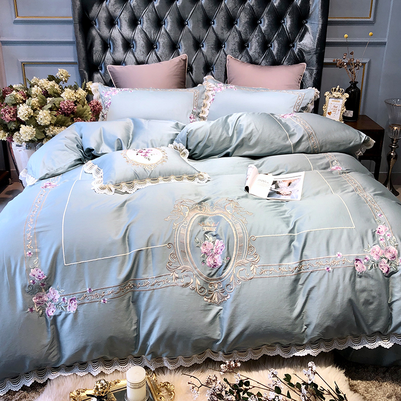 High-end European and American wind 60 whole cotton silk embroidered quilt cover with four sets of embroidery American princess lace bed with supplies