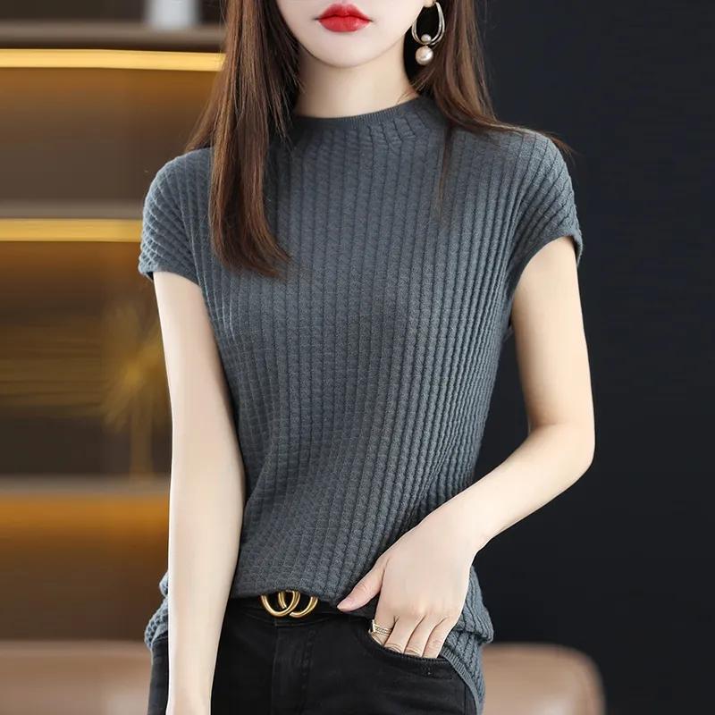 Short-Sleeved, Feminine, Half-High Collar, Thin Knit Top for Layering, Spring and Summer T-Shirt, Fashionable and Versatile, Unique Style Short-Sleeved, Feminine, Half-High Collar, Thin Knit Top for Layering, Spring and Summer T-Shirt, Fashionable and Versatile, Unique Style