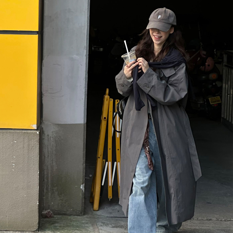 Relaxed European-Style Loose Trench Coat for Women, 2026 Autumn New Style, Lazy Style, Petite, Height-Enhancing Long Coat Relaxed European-Style Loose Trench Coat for Women, 2026 Autumn New Style, Lazy Style, Petite, Height-Enhancing Long Coat