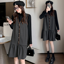 Large size maternity dress autumn stitching fake two-piece suit womens autumn and winter retro plaid skirt loose maternity dress