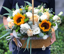 Natural wind flower basket Chongqing flower same city express front desk flower basket to send girlfriend mother girlfriend birthday gift