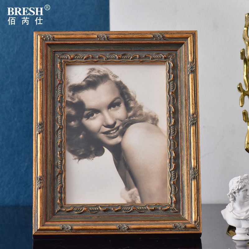 European retro old photo frame creative American 6 inch photo painting solid wood study ornaments Photo wall restaurant decoration